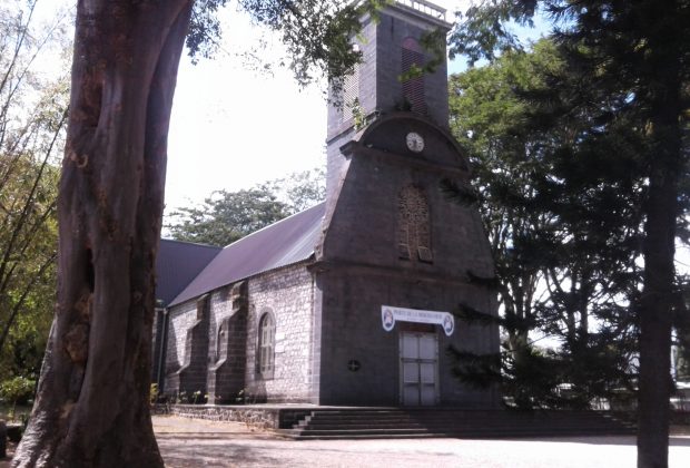 La façade de l'église